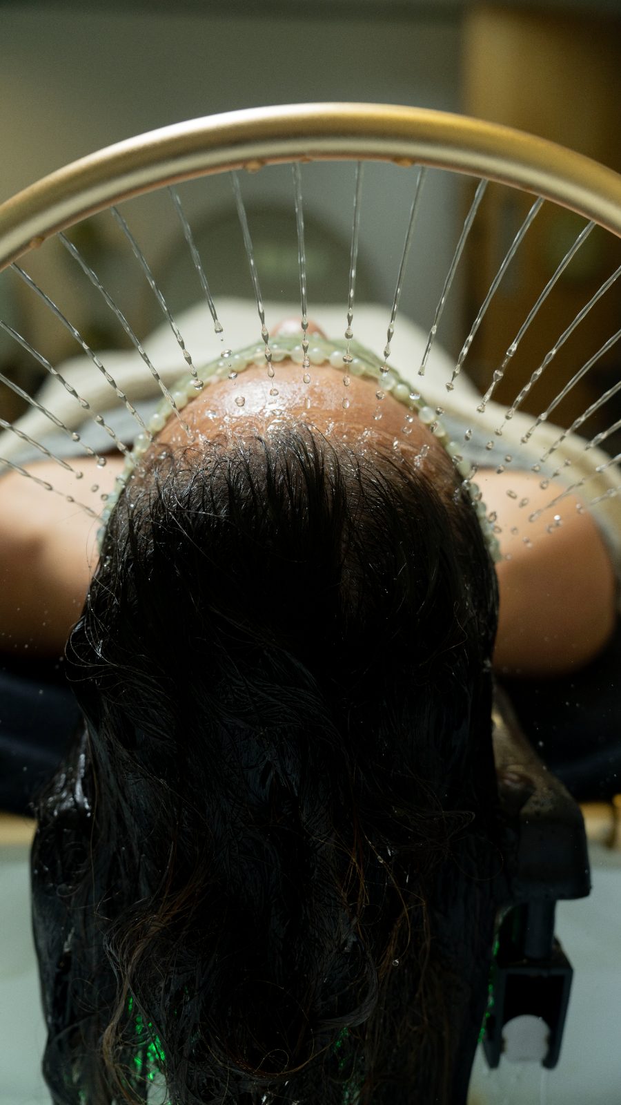 The signature water-cascade halo treatment