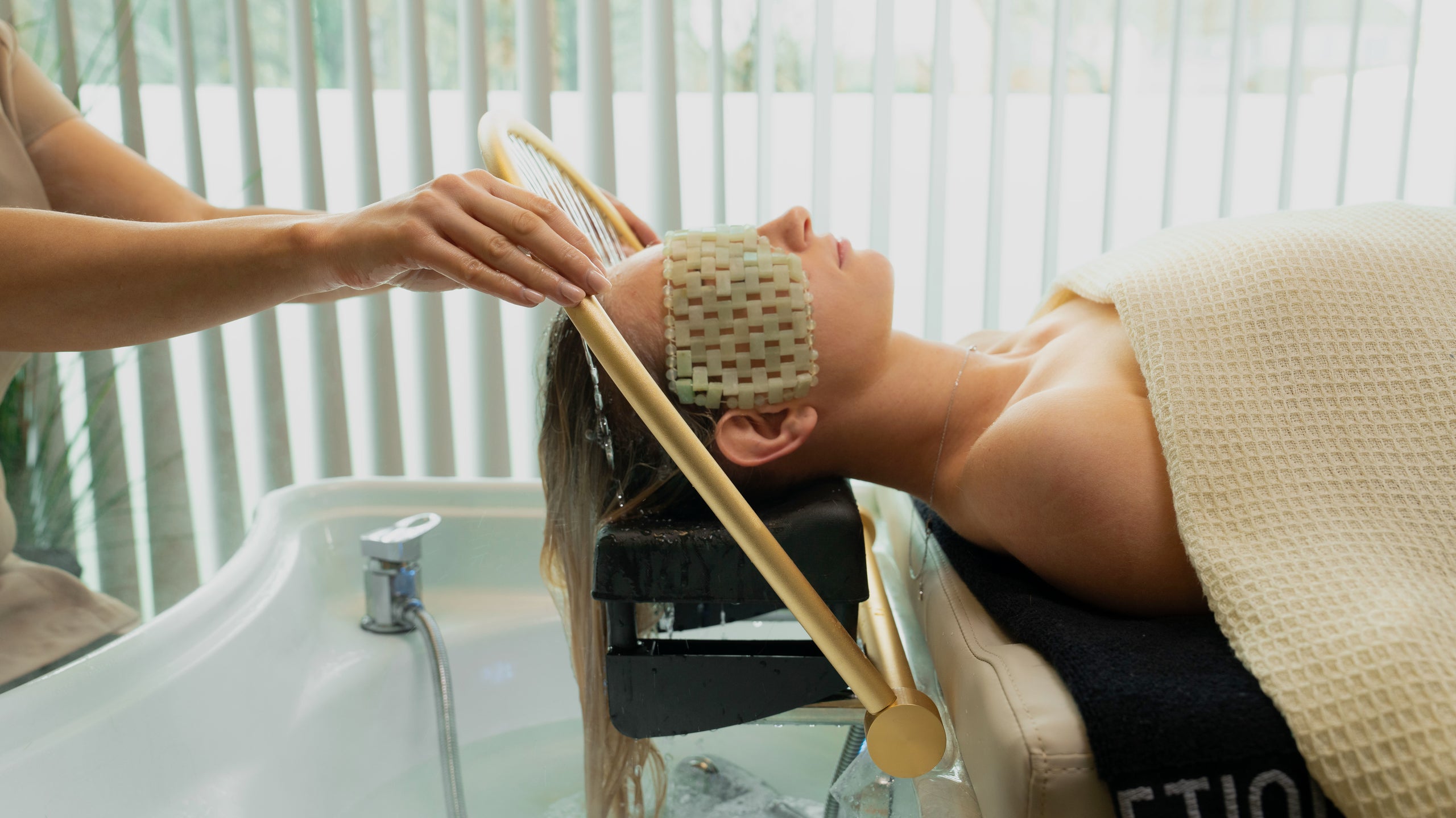 Signature Head Spa Experience – GM Scalp